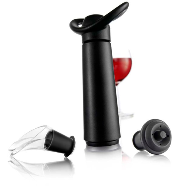 Kit para vinho Vacu Vin, 5 peças. <a href="https://www.casasbahia.com.br/UtilidadesDomesticas/acessoriosparabar/ConjuntodeBar/Kit-para-Vinho-Vacu-Vin-21118-Preto-3618402.html" target="_blank" rel="noopener">Casas Bahia</a>, R$ 99,99