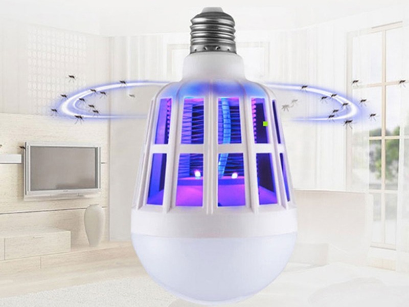 Além de iluminar o cômodo, esta lâmpada (15 W) também tem a função de atrair e capturar insetos no interior de sua câmara. <a href="https://www.submarino.com.br/produto/32623264/lampada-led-mata-mosquito-dengue-zika-chikunguny-e-febre-amarela?cor=Branco&pfm_carac=lampada%20mata%20mosquito&pfm_index=4&pfm_page=search&pfm_pos=grid&pfm_type=search_page%20&tamanho=15%20cm&voltagem=Bivolt" target="_blank" rel="noopener">Submarino</a>, R$ 19,17 Além de iluminar o cômodo, esta lâmpada (15 W) também tem a função de atrair e capturar insetos no interior de sua câmara. <a href="https://www.submarino.com.br/produto/32623264/lampada-led-mata-mosquito-dengue-zika-chikunguny-e-febre-amarela?cor=Branco&pfm_carac=lampada%20mata%20mosquito&pfm_index=4&pfm_page=search&pfm_pos=grid&pfm_type=search_page%20&tamanho=15%20cm&voltagem=Bivolt" target="_blank" rel="noopener">Submarino</a>, R$ 19,17