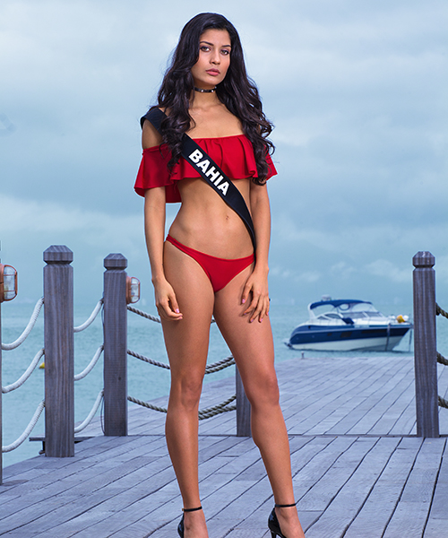 Caroline Oliveira - 24 anos - Modelo - Estudante de Administração - Curiosidade: deseja renovar a esperança dos brasileiros que hoje não acreditam na sua nação, devido ao desgosto protagonizado pelos políticos do país. Caroline Oliveira - 24 anos - Modelo - Estudante de Administração - Curiosidade: deseja renovar a esperança dos brasileiros que hoje não acreditam na sua nação, devido ao desgosto protagonizado pelos políticos do país.