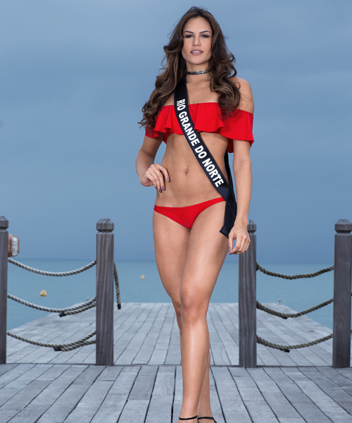 Milena Balza - 19 anos - Estudante de Publicidade e Propaganda - Curiosidade: deseja usar as redes sociais para divulgar boas ações e alertar para causas que não são valorizadas. Milena Balza - 19 anos - Estudante de Publicidade e Propaganda - Curiosidade: deseja usar as redes sociais para divulgar boas ações e alertar para causas que não são valorizadas.