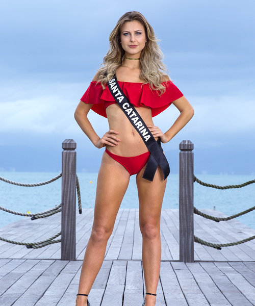 Tamiris Ficht - 24 anos - modelo - Formada em Direito - Curiosidade: deseja aproveitar o momento para envolver-se o máximo possível com pessoas que podem evoluir e trocar experiências. Tamiris Ficht - 24 anos - modelo - Formada em Direito - Curiosidade: deseja aproveitar o momento para envolver-se o máximo possível com pessoas que podem evoluir e trocar experiências.