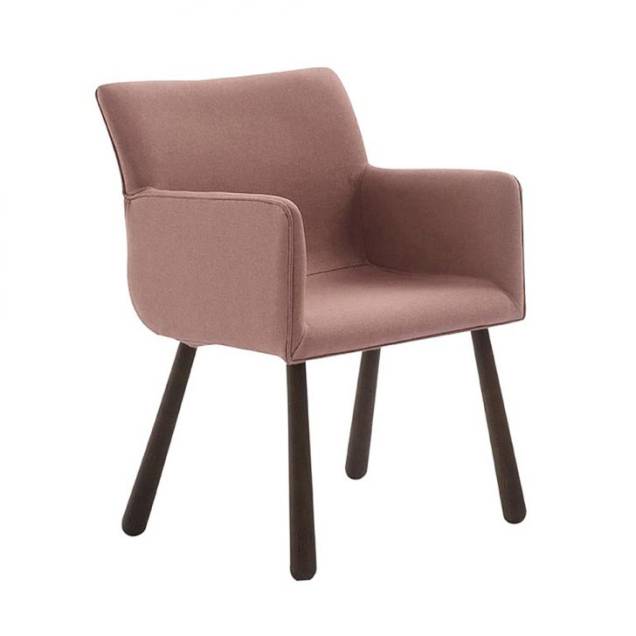 Poltrona Pinotage, com pés de aucalipto e revestimento de veludo rosa, no tamanho 56 x 60 x 85 cm. <a href="https://www.mobly.com.br/poltrona-pinotage-veludo-rosa-542931.html#a=3|p=6|pn=4|t=Categoria|c=180|b=1|s=0" target="_blank" rel="noopener">Mobly</a>, R$ 649,79 Poltrona Pinotage, com pés de aucalipto e revestimento de veludo rosa, no tamanho 56 x 60 x 85 cm. <a href="https://www.mobly.com.br/poltrona-pinotage-veludo-rosa-542931.html#a=3|p=6|pn=4|t=Categoria|c=180|b=1|s=0" target="_blank" rel="noopener">Mobly</a>, R$ 649,79