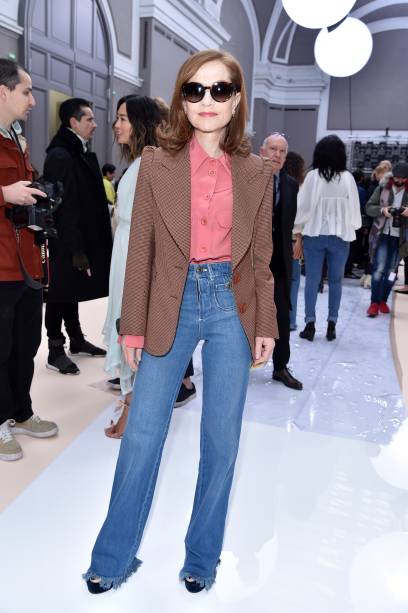 Isabelle Huppert no desfile da Chloé