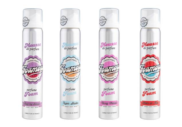 <strong>Perfume em musse, Foamous, R$ 109 (100 ml) - apenas para o site e R$ 79 (50ml) - loja //</strong> O perfume se apresenta na forma de espuma aerada, palpável e volumosa. A marca ainda promete longa duração e hidratação da pele. Disponível em quatro versões femininas e duas versões masculinas. À venda a partir de julho. <strong>Perfume em musse, Foamous, R$ 109 (100 ml) - apenas para o site e R$ 79 (50ml) - loja //</strong> O perfume se apresenta na forma de espuma aerada, palpável e volumosa. A marca ainda promete longa duração e hidratação da pele. Disponível em quatro versões femininas e duas versões masculinas. À venda a partir de julho.