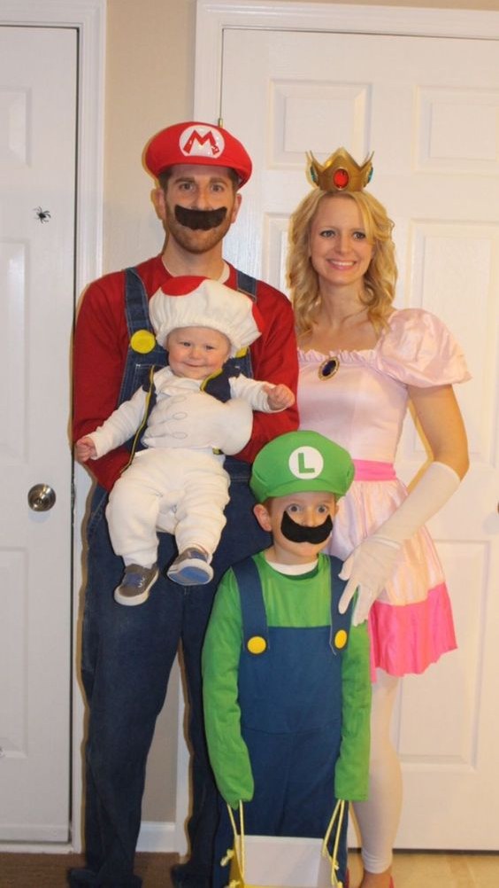 Fantasia de família para Halloween - O Mágico de Oz - Mario Bros