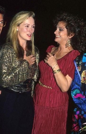 <strong>1988</strong>, indicada a Melhor Atriz por <em>Ironweed</em> <strong>1988</strong>, indicada a Melhor Atriz por <em>Ironweed</em>