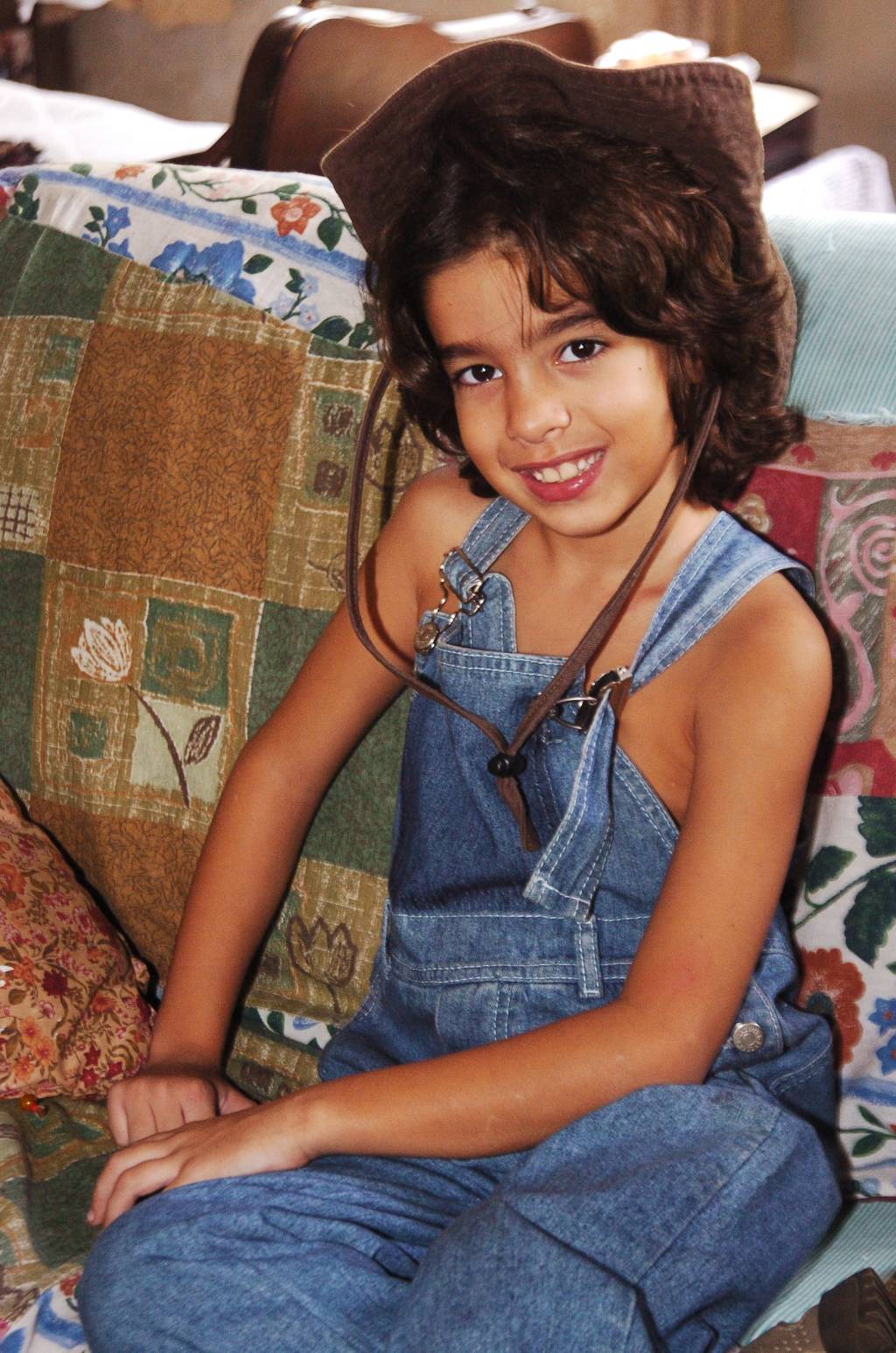 Lembra dele? Veja como está o ex-ator Matheus Costa aos 20 anos