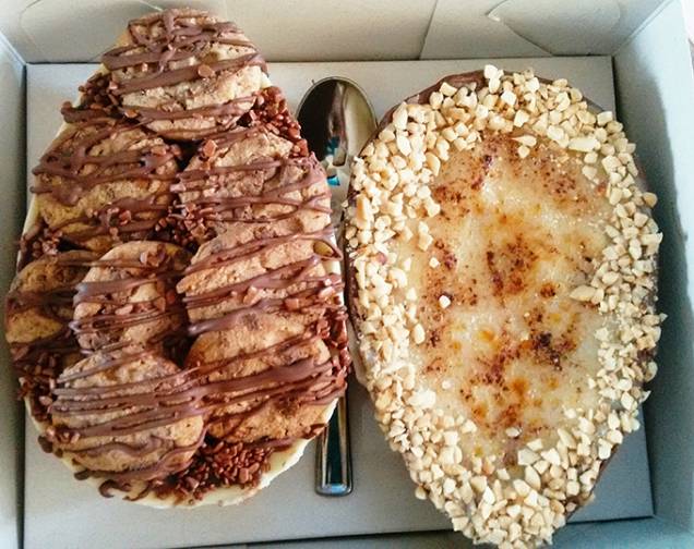 Ovo crispy black & white, com dupla casca de chocolate branco com chocolate ao leite crocante, recheada com brigadeiro tradicional, bolo de chocolate e cobertura de mini cookies com gotas e riscos de chocolate. R$ 60 com 450g, da <strong>Marcelle Caramelle</strong> <a href="https://www.marcellecaramelle.com"><span style="color: #1155cc;">www.marcellecaramelle.com</span></a> Ovo crispy black & white, com dupla casca de chocolate branco com chocolate ao leite crocante, recheada com brigadeiro tradicional, bolo de chocolate e cobertura de mini cookies com gotas e riscos de chocolate. R$ 60 com 450g, da <strong>Marcelle Caramelle</strong> <a href="https://www.marcellecaramelle.com"><span style="color: #1155cc;">www.marcellecaramelle.com</span></a>