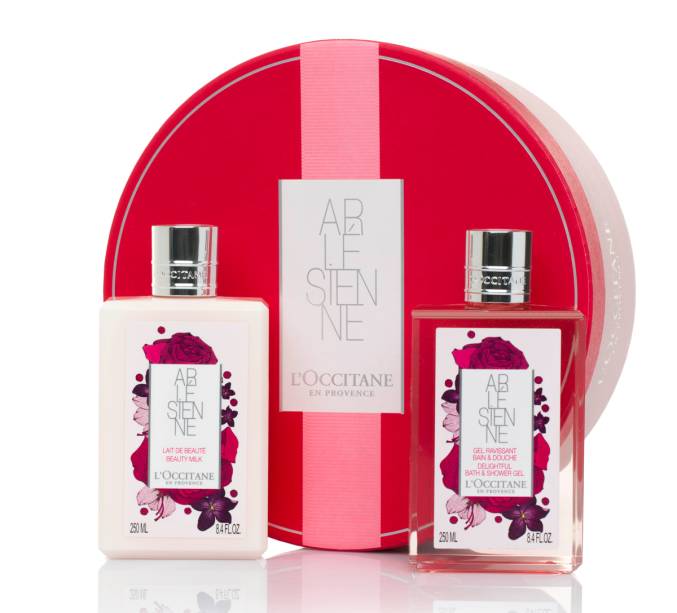 A <a href="https://br.loccitane.com/presente-corporal-arl%c3%a9sienne,43,2,79110,985085.htm?utm_source=mdemulher&utm_medium=portal&utm_campaign=presentecorporal_arle">caixa exclusiva</a> contém 1 Sabonete Líquido Arlésienne 250ml e 1 Leite Corporal Hidratante Arlésienne 250ml