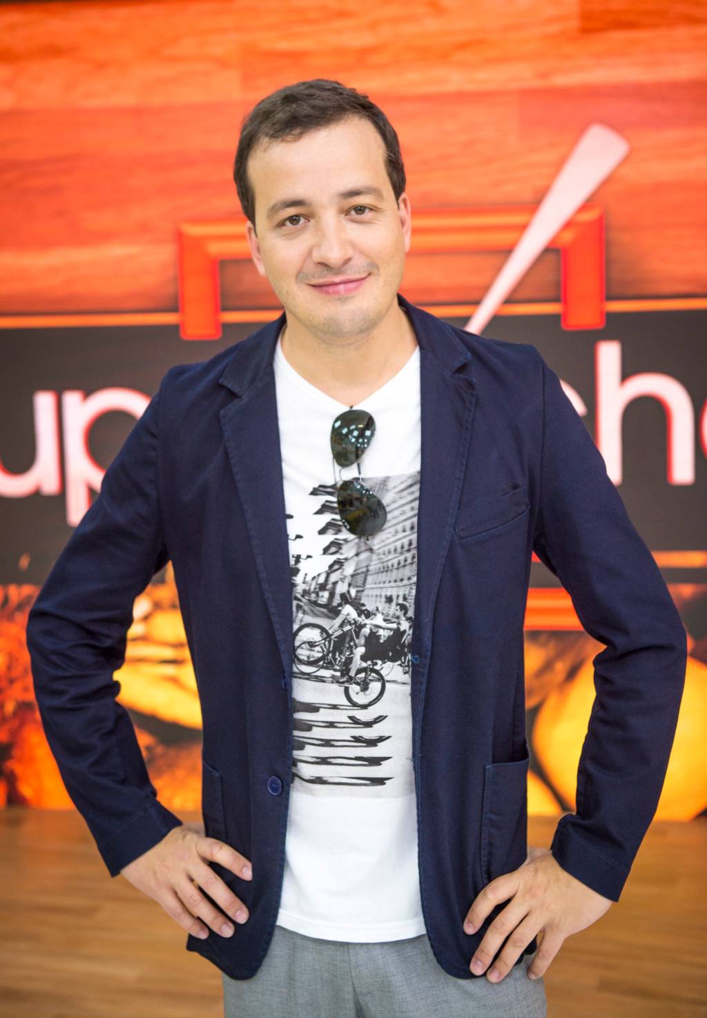 Rafael Cortez faz homenagem emocionante ao irmão com autismo