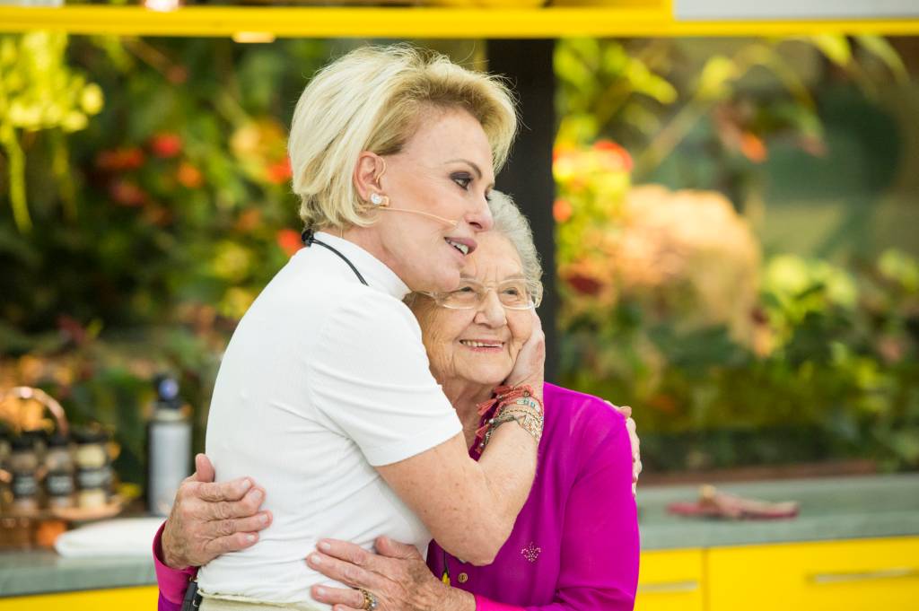 Ana Maria Braga recebe Palmirinha no seu programa Ana Maria Braga recebe Palmirinha no seu programa