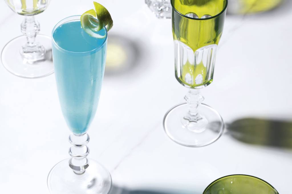 Drink Lagoa Azul, com espumante Drink Lagoa Azul, com espumante