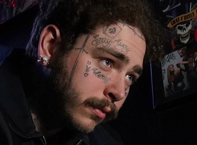 O Crocs do Post Malone é incrivelmente bonito e está esgotado
