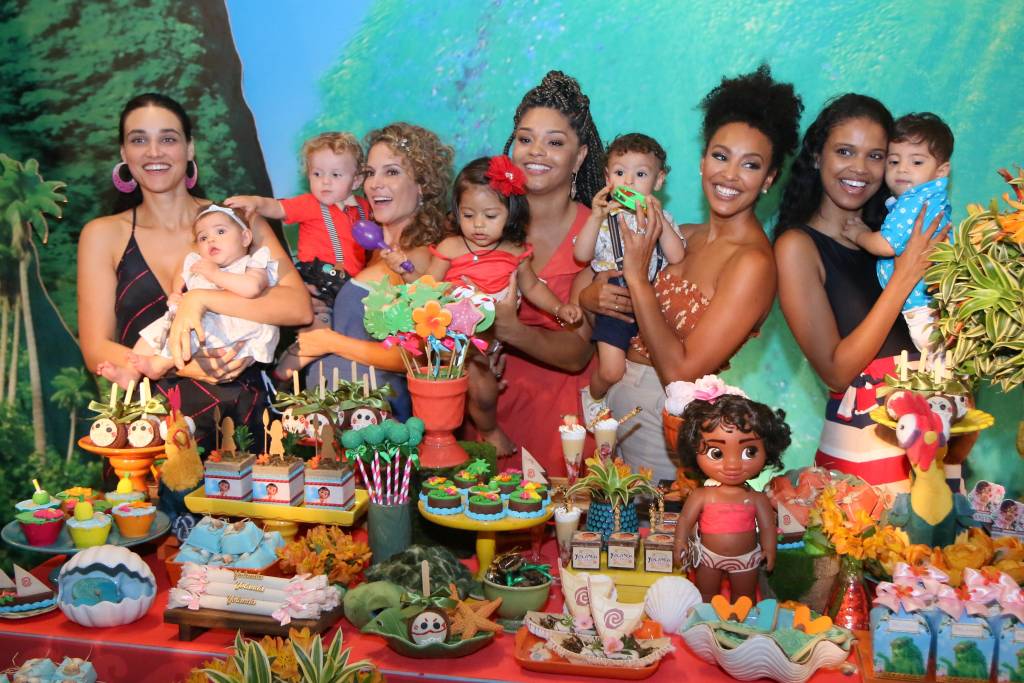 762777_aniversario_e_batizado_de_yolanda_filho_de_juliana_alves_em_sitio_em_guaratiba_g 762777_aniversario_e_batizado_de_yolanda_filho_de_juliana_alves_em_sitio_em_guaratiba_g
