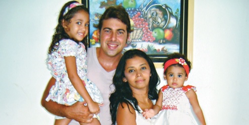 Troquei a vidinha mais ou menos por um amor 100% Troquei a vidinha mais ou menos por um amor 100%