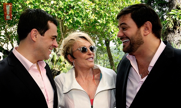 Em clima de namoro! Separada, Ana Maria Braga vive novo romance com Mauro Bayout Em clima de namoro! Separada, Ana Maria Braga vive novo romance com Mauro Bayout