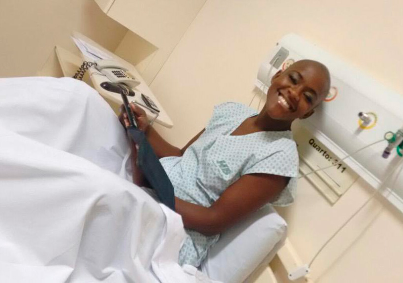 Angélica, do BBB15, coloca silicone