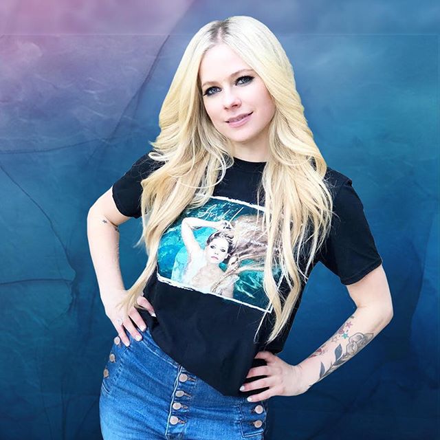 Avril Lavigne lança música poderosa sobre sua luta contra doença grave