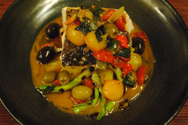 bacalhau-mediterrc3a2neo-hotel-hilton-sc3a3o-paulo-morumbi-divulgac3a7c3a3o
