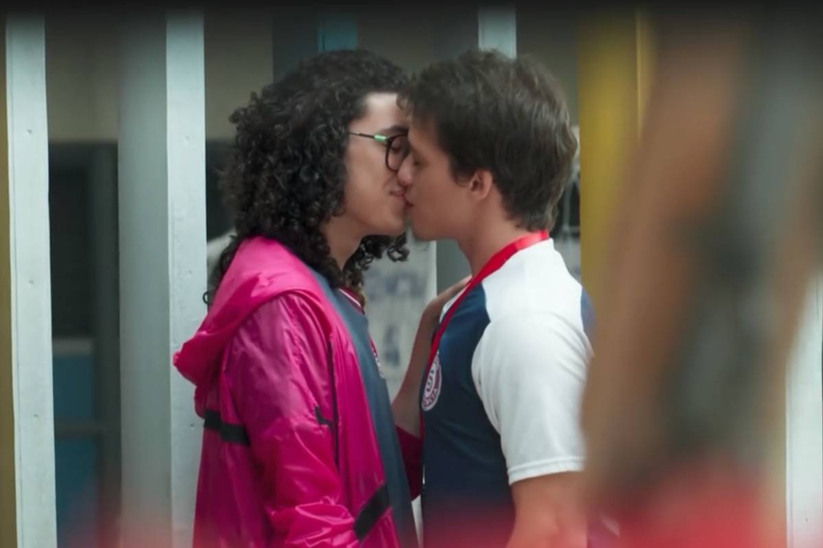 Malhação' exibe beijo gay entre garotos pela primeira vez em 23 anos | CLAUDIA