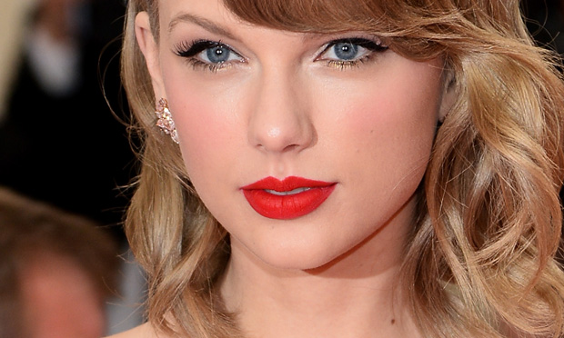 Taylor Swift se pronuncia sobre ausência no Grammys