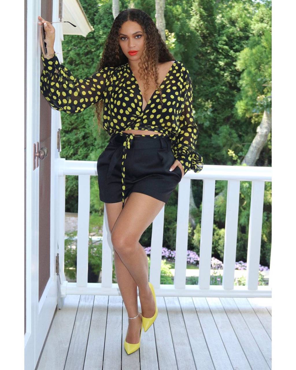 beyonce-tendencia-unhas-deep-french-francesinha beyonce-tendencia-unhas-deep-french-francesinha