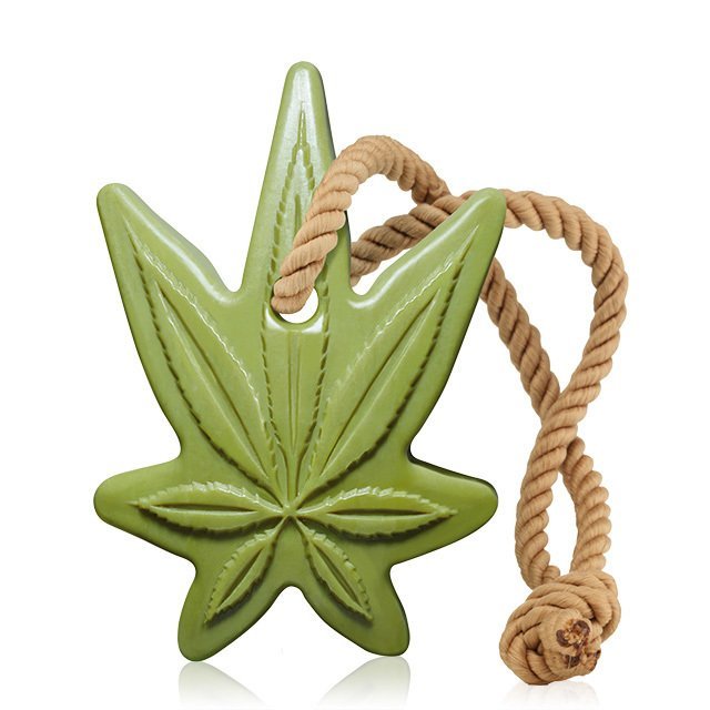 body-shop-hemp-soap-rope