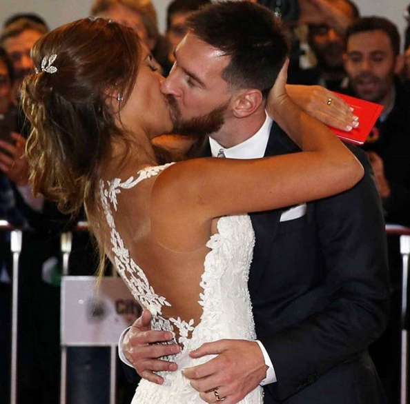 Lionel Messi e Antonella Roccuzzo se casam na Argentina | CLAUDIA