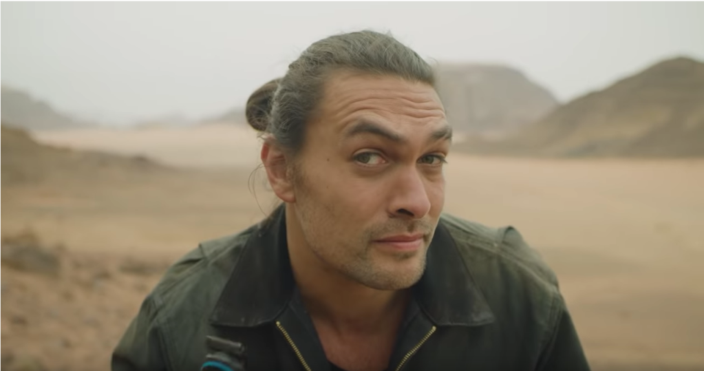 Jason Momoa tira a barba sete anos após cultivá-la por causa nobre contra uso excessivo de plásticos