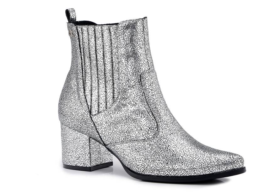 <strong>Carmen Steffens</strong>, R$ 499,90 <strong>Carmen Steffens</strong>, R$ 499,90