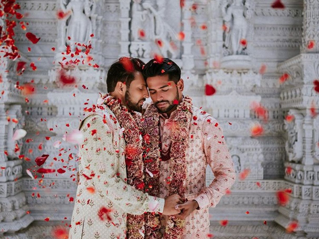 Celebração à diversidade: casal gay faz casamen... | CLAUDIA