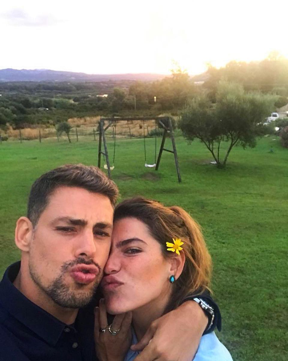 A bela decoração campestre do casamento de Cauã Reymond e Mariana Goldfarb