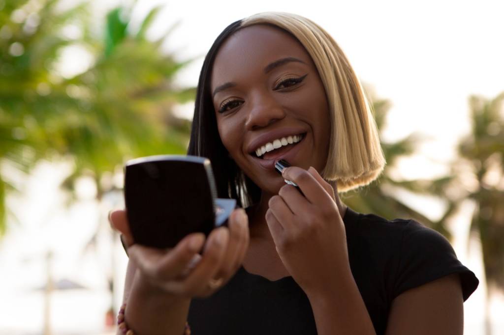 Dani DaMata conta TUDO o que você precisa saber sobre make para pele negra