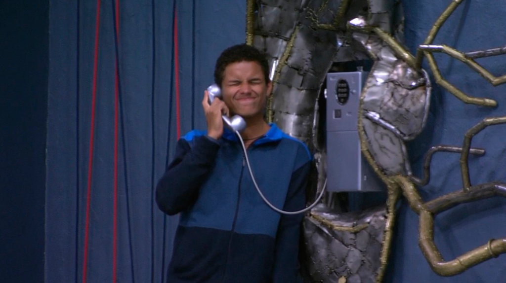 Danrley atende o Big Fone e agora a batata de duas sisters está assando