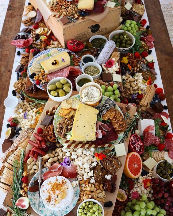 Hit do Pinterest, mesa de petiscos é tudo que a sua festa precisa!