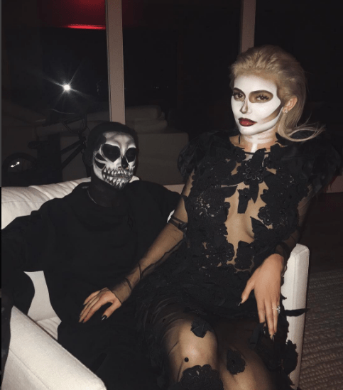 festa-fantasia-halloween-kylie-jenner