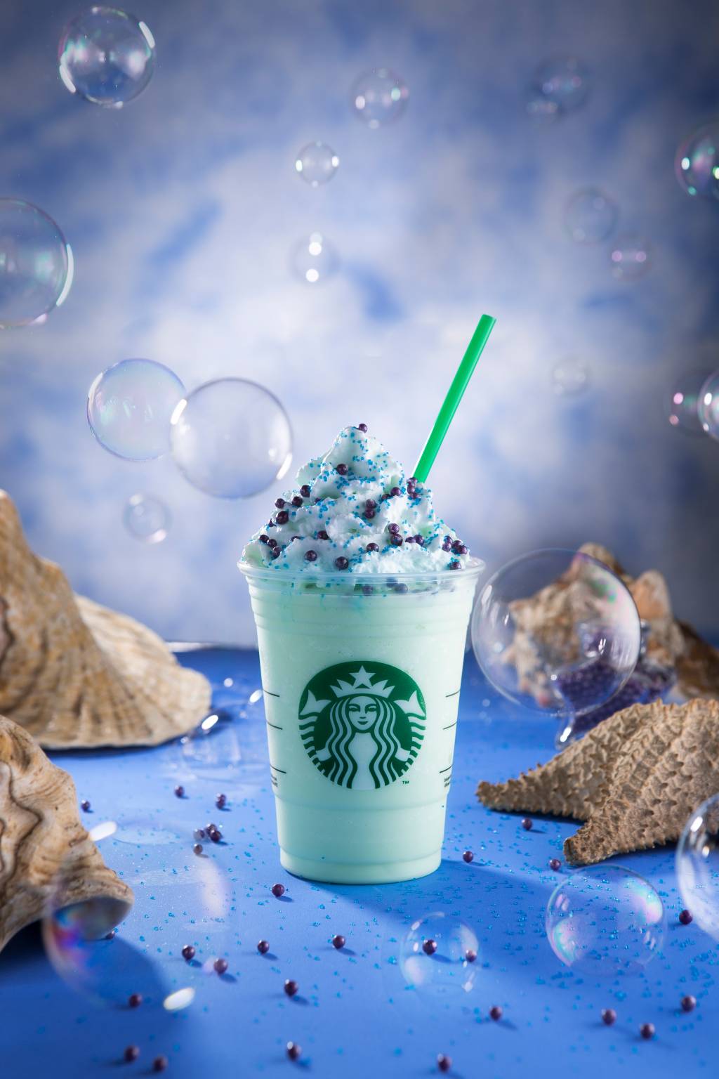 Frappuccino de sereia da Starbucks finalmente chega ao Brasil