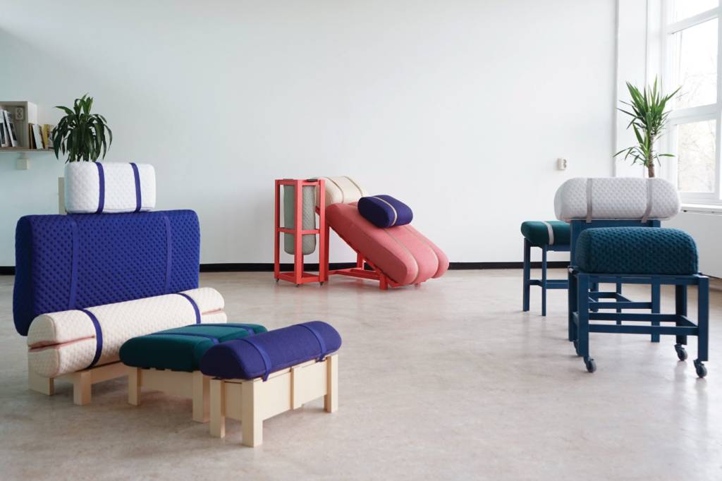 grafeiphobia-furniture-col_5-1704×1136 geoffrey-pascal-grafeiphobia-furniture-col_5-1704×1136-1