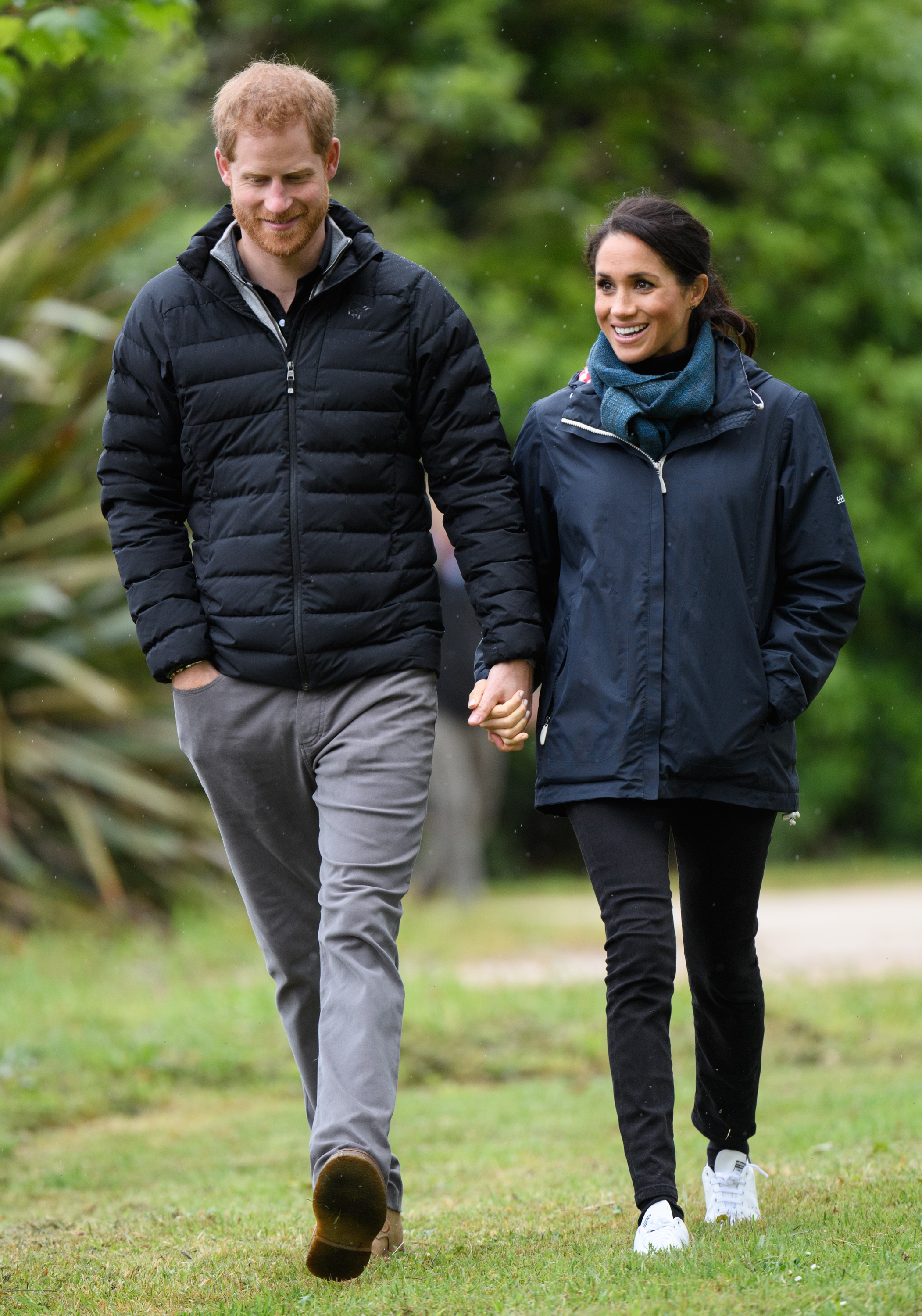 Meghan Markle usa jaqueta de Harry Meghan Markle usa jaqueta de Harry