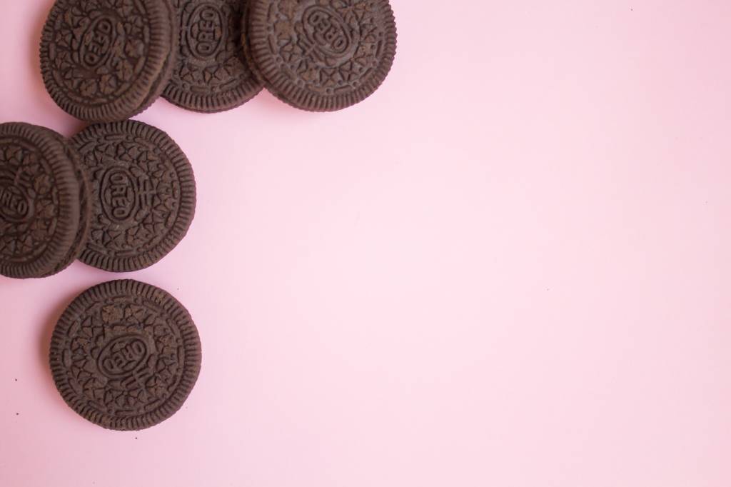A Oreo vai lançar um lip balm com cheiro de baunilha igual ao da bolacha