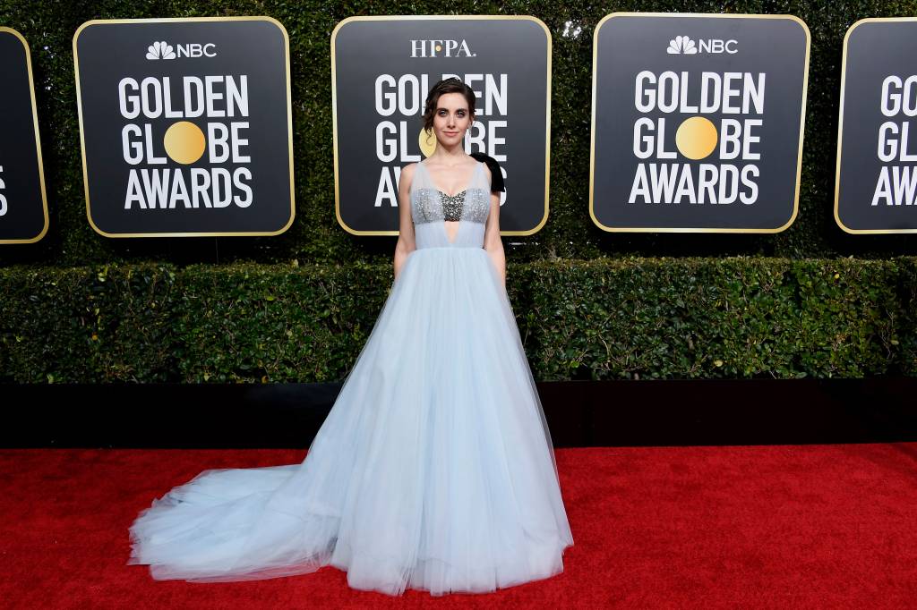 Globo de Ouro 2019: vestido de Alison Brie é tipo Cinderela ousada
