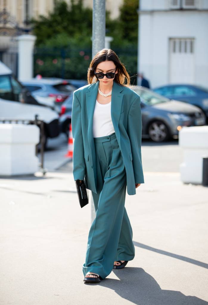 Beatrice Gutu – Street Style – Semana de Alta-Costura de Paris 2019/2020 Beatrice Gutu – Street Style – Semana de Alta-Costura de Paris 2019/2020