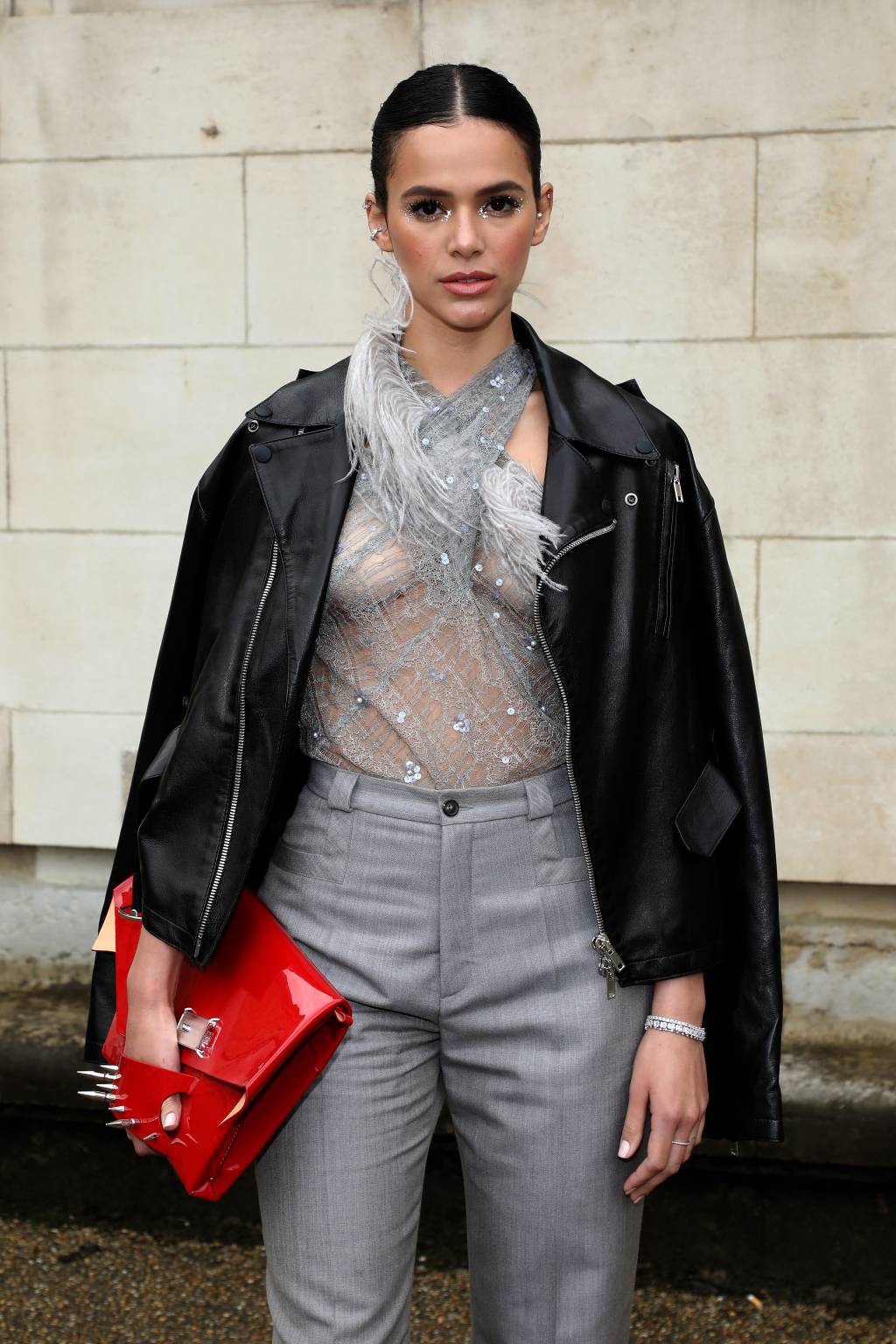Maison Margiela : Outside Arrivals – Paris Fashion Week – Womenswear Spring Summer 2020 Maison Margiela : Outside Arrivals – Paris Fashion Week – Womenswear Spring Summer 2020