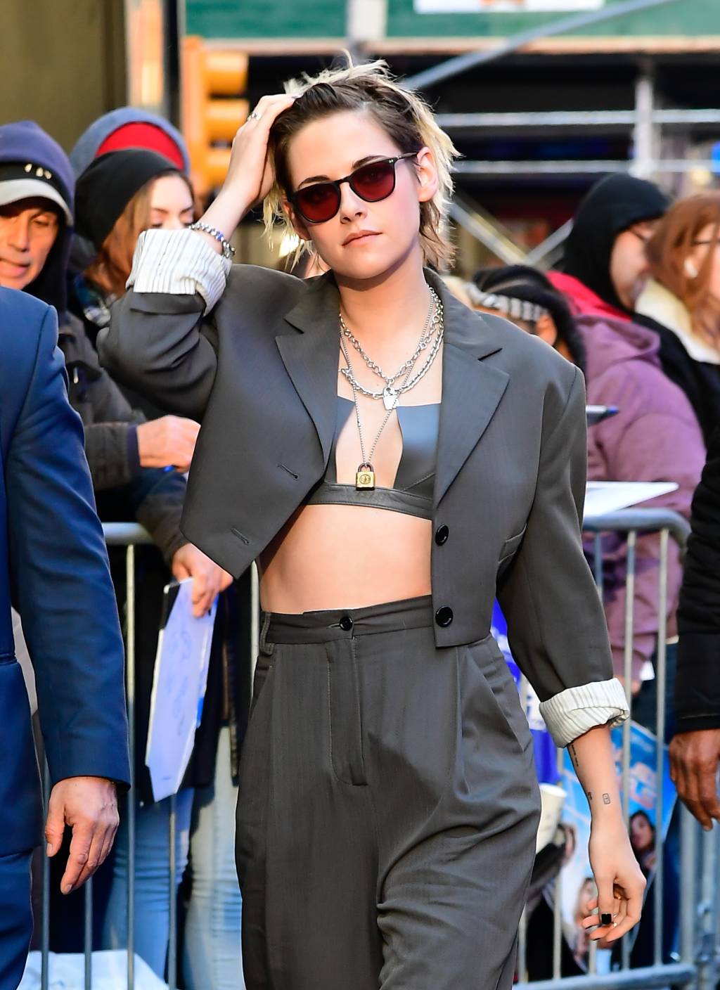 Kristen Stewart Celebrity Sightings In New York City – November 06, 2019