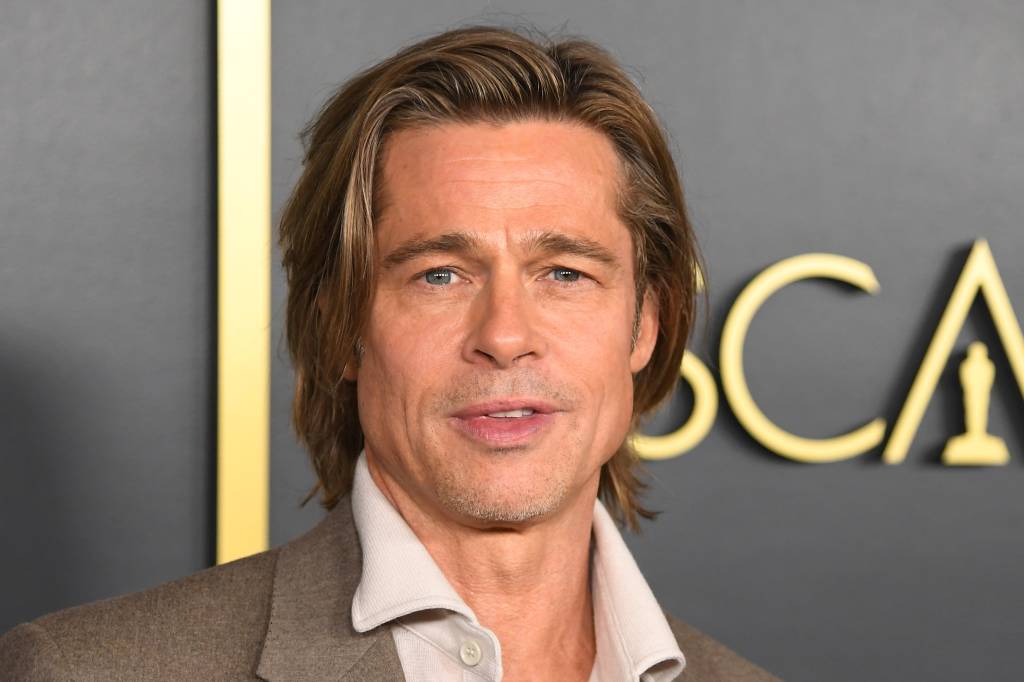 Brad Pitt “precisa” usar crachá para ser reconhecido em evento do Oscar