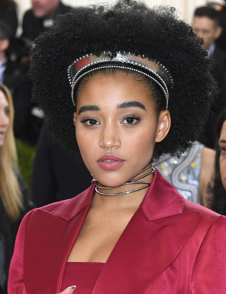 O que torna a maquiagem, a roupa ou a Amandla Stenberg - Pensador