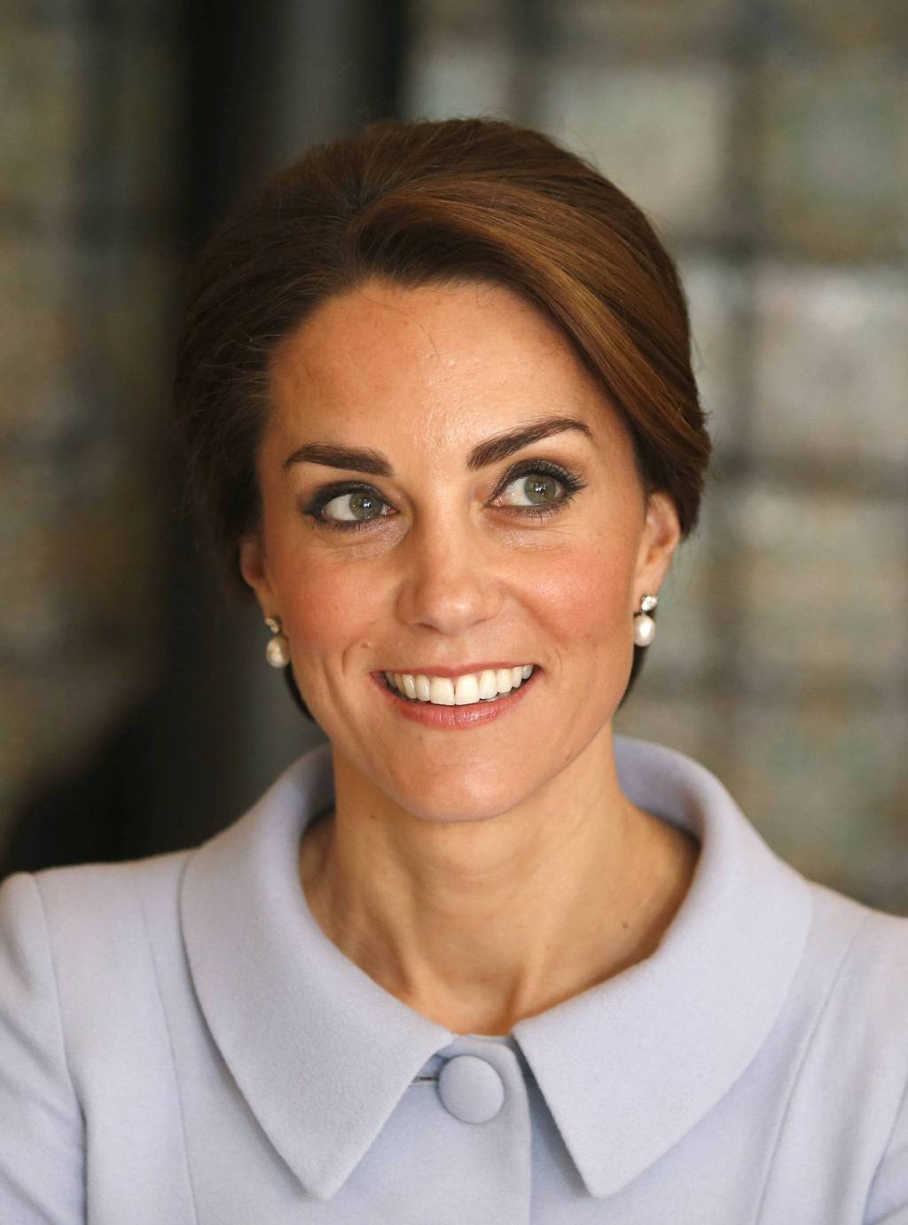 The Duchess Of Cambridge Visits The Netherlands THE HAGUE, NETHERLANDS - OCTOBER 11: Catherine, Duchess of Cambridge attends the British Ambassador's Residence in The Hague on October 11, 2016 in The Hague, Netherlands. (Photo by Danny Lawson-Pool/Getty Images)
