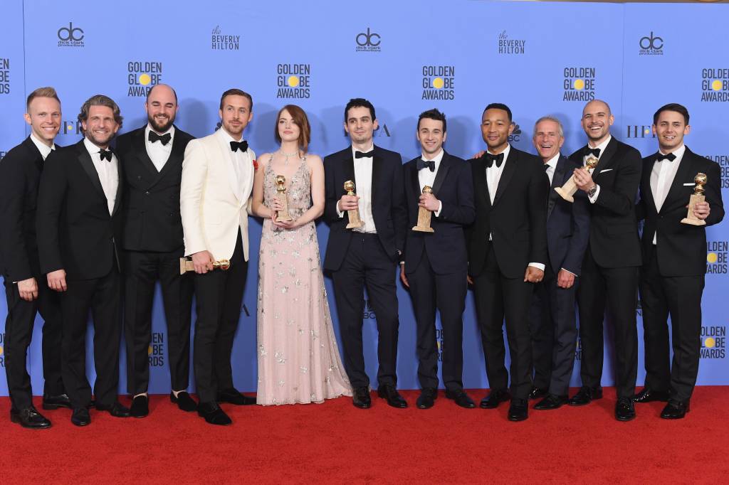 74th Annual Golden Globe Awards - Press Room 74th Annual Golden Globe Awards – Press Room