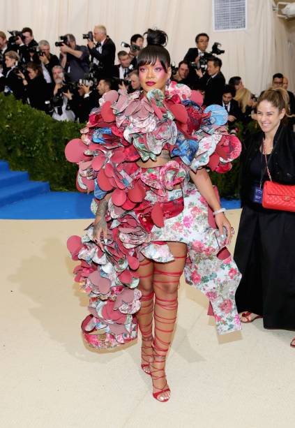 Rihanna, de Comme des Garçons.