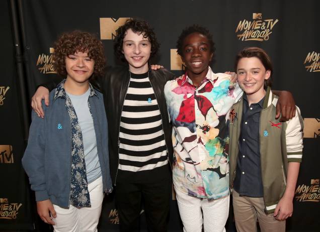 Gaten Matarazzo, Finn Wolfhard, Caleb McLaughlin, e Noah Schnapp de Stranger Things Gaten Matarazzo, Finn Wolfhard, Caleb McLaughlin, e Noah Schnapp de Stranger Things